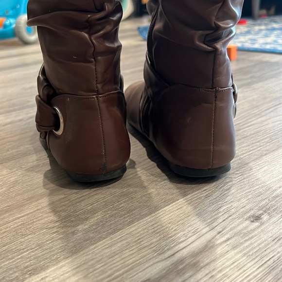 Very Volatile faux leather boots, EUC - Picture 7 of 8